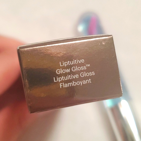 NIB BECCA Liptuitive Glow Lip Gloss - Picture 10 of 10